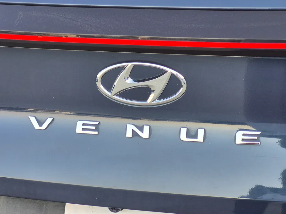 2024 Hyundai Venue Smart 