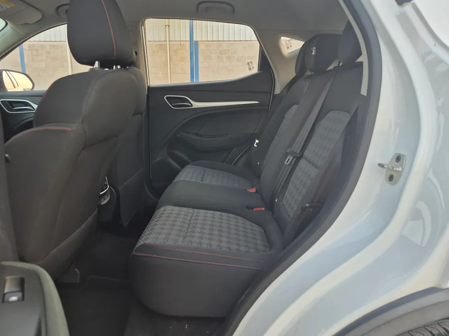 ام جي ZS STD 2023 