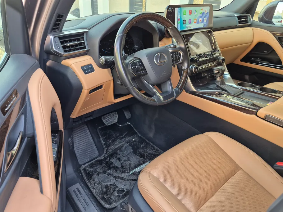 2025 Lexus LX 600 BB Elite 