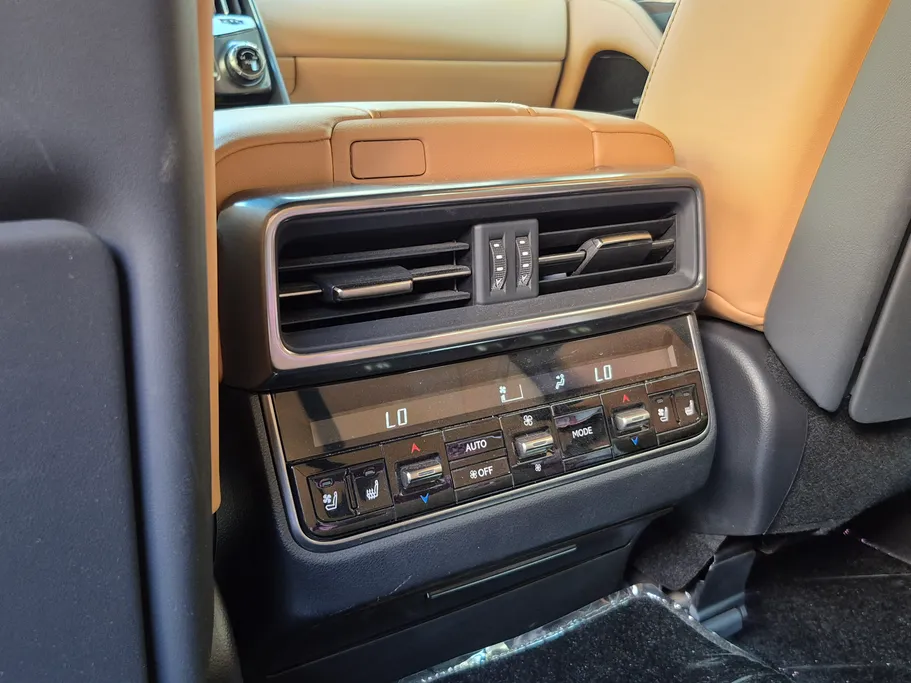 2025 Lexus LX 600 BB Elite 