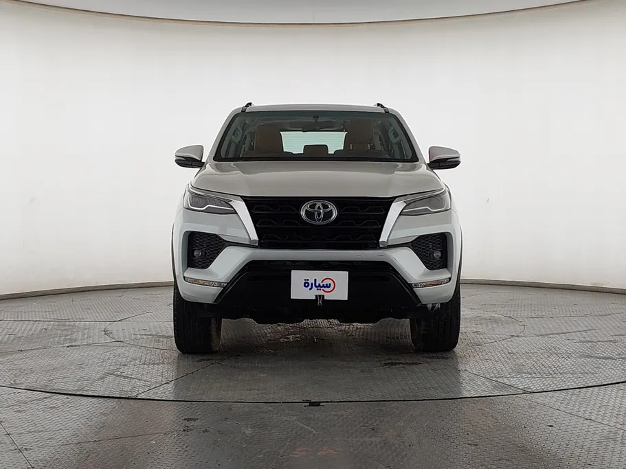 2023 Toyota Fortuner VX 