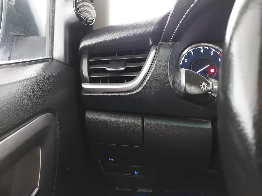 2023 Toyota Fortuner VX 