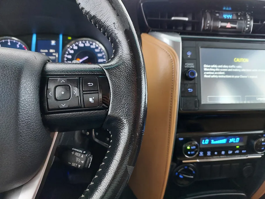 2023 Toyota Fortuner VX 