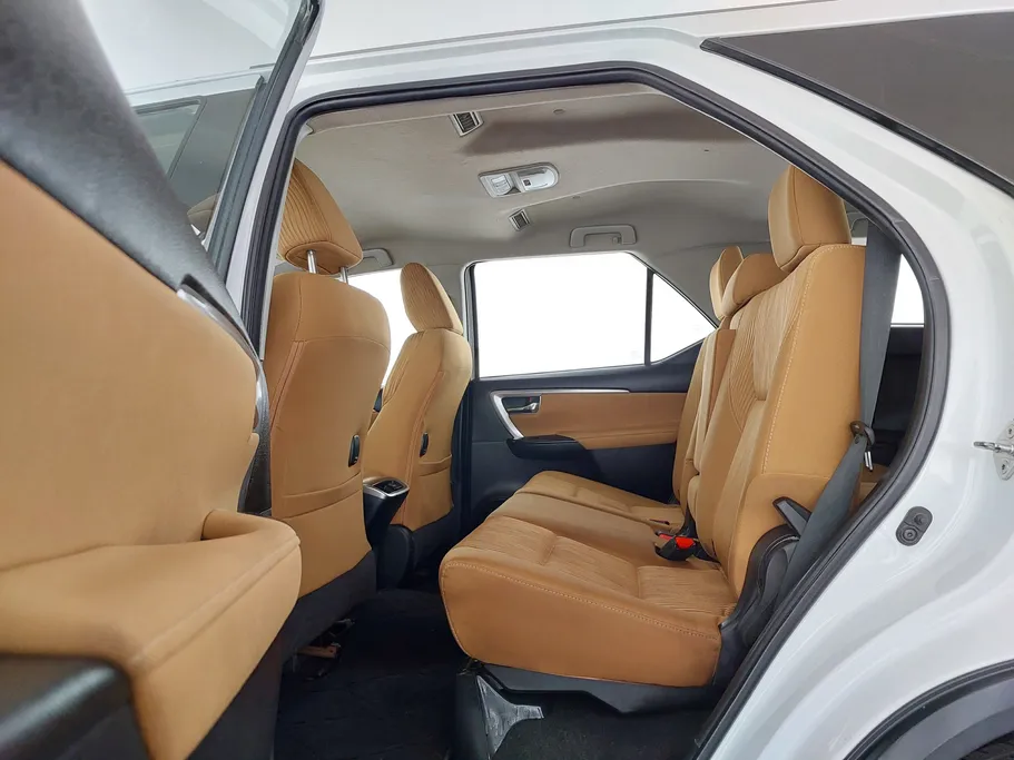 2023 Toyota Fortuner VX 