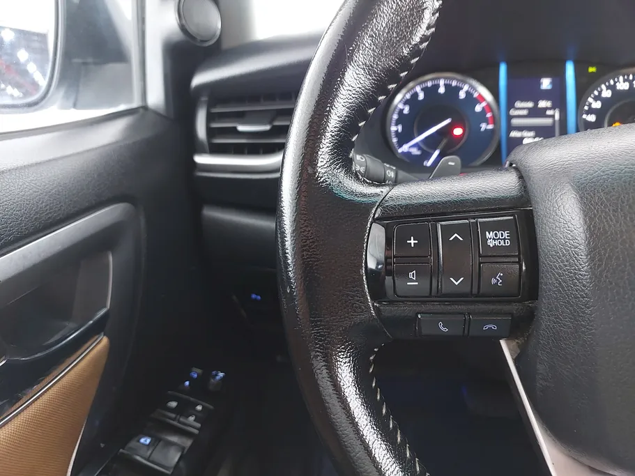 2023 Toyota Fortuner VX 