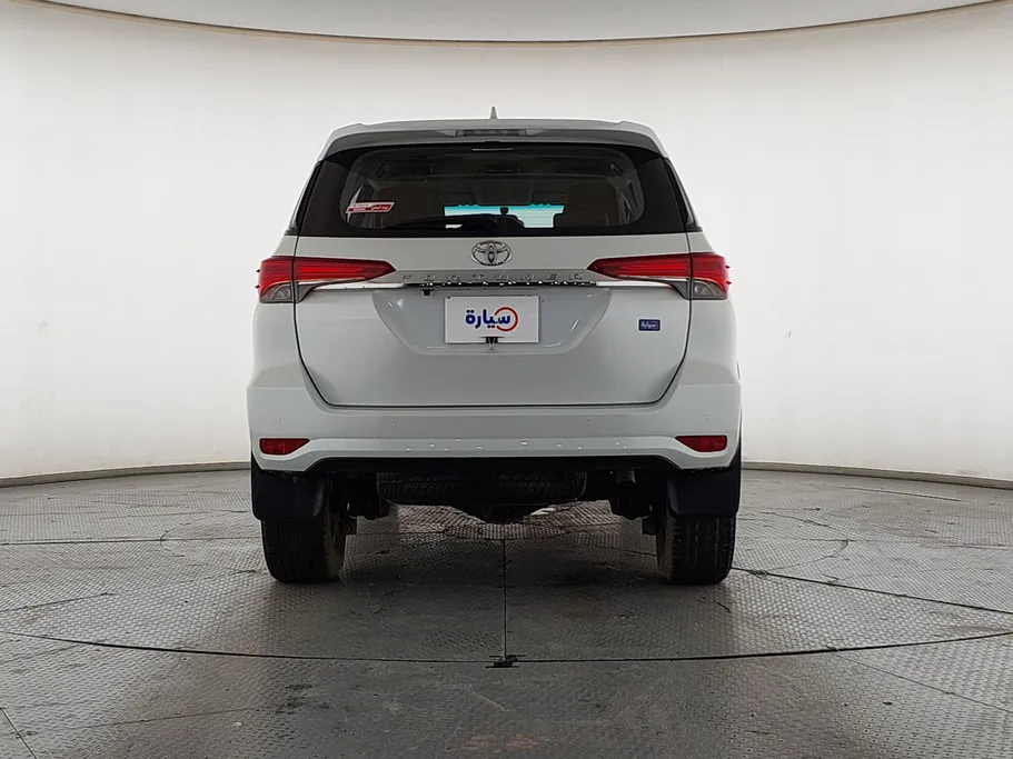 2023 Toyota Fortuner VX 