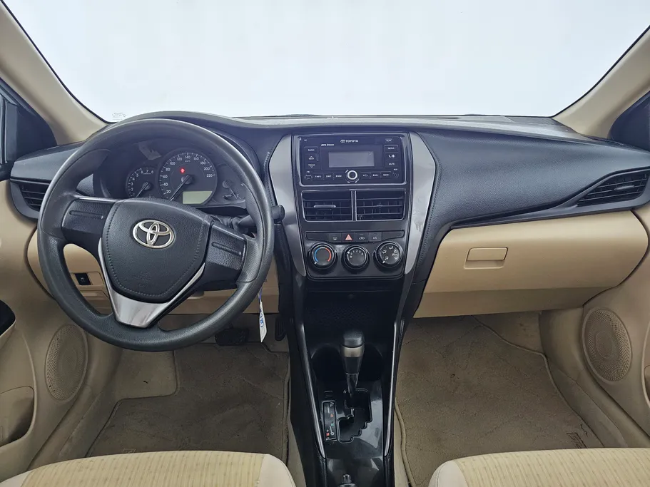 2021 Toyota Yaris  Y 