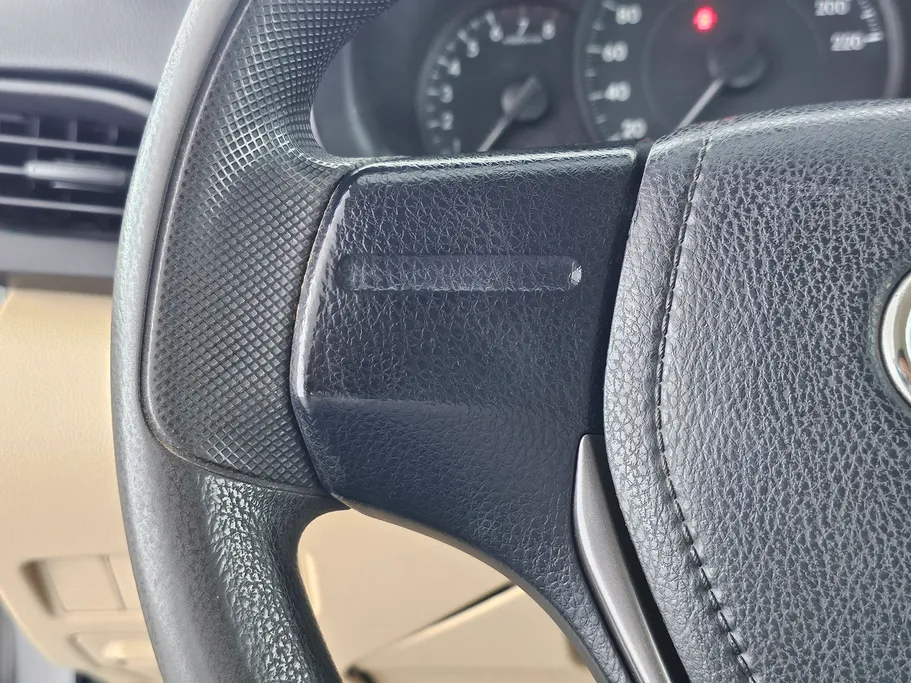 2021 Toyota Yaris  Y 