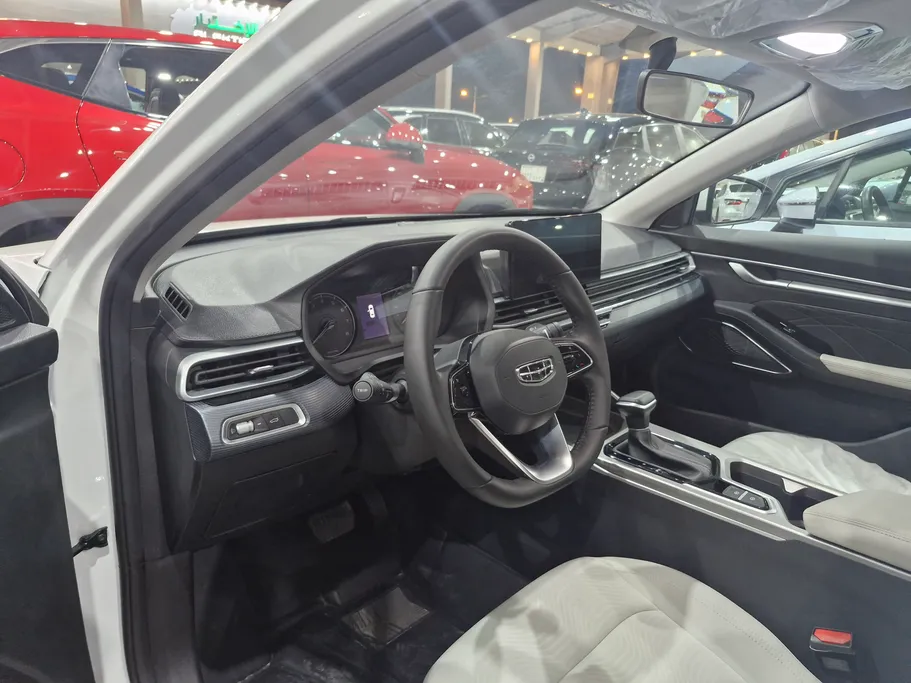 جيلي امجراند GS 2025 