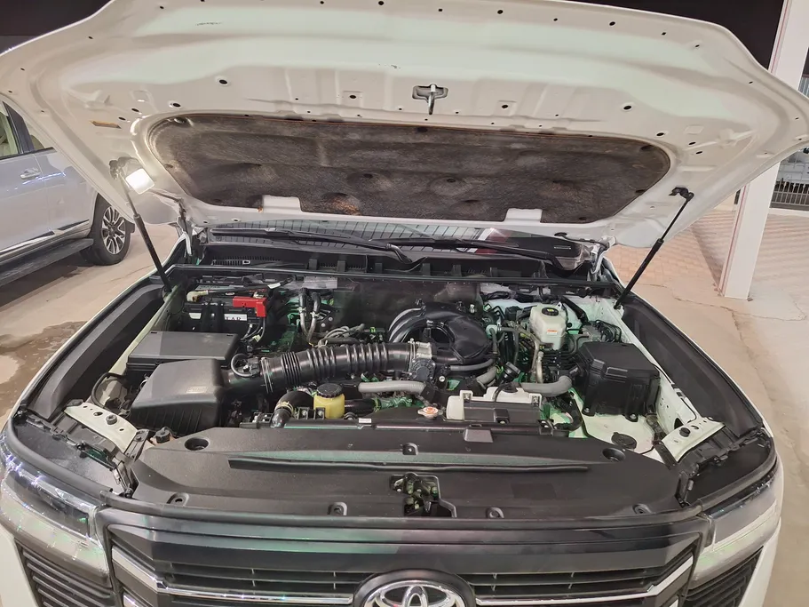 2022 Toyota Land Cruiser GX 