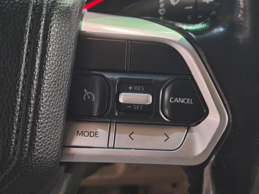 2022 Toyota Land Cruiser GX 