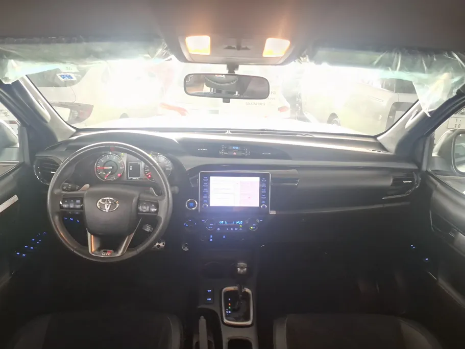 2024 Toyota Hilux DC GR SPORT 4X4 2.8L DSL AT 