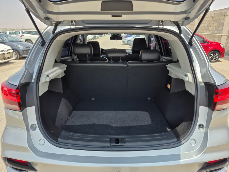ام جي ZS LUX 2023 