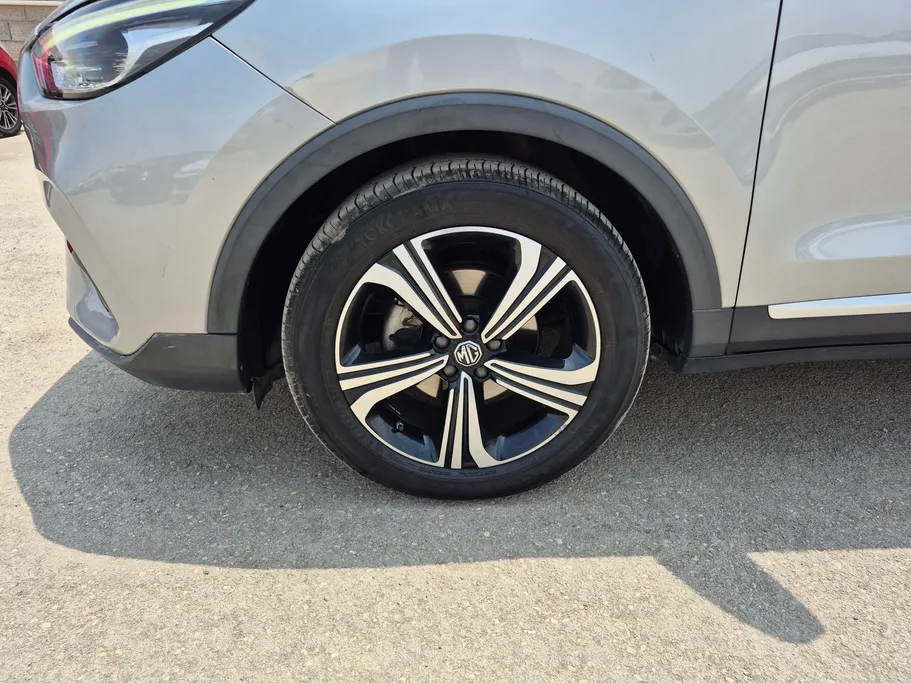 ام جي ZS LUX 2023 