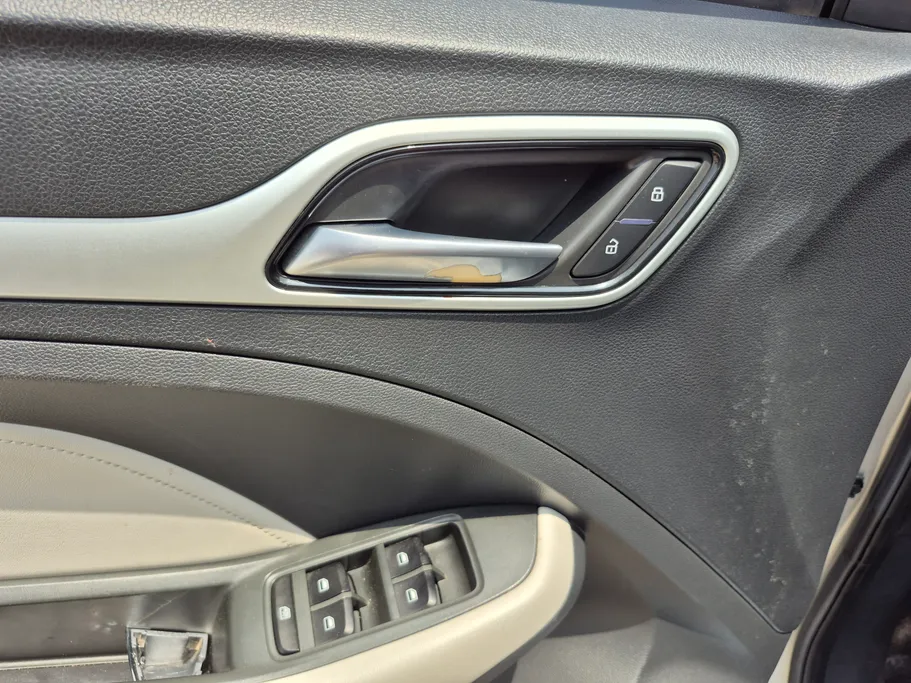 ام جي ZS LUX 2023 