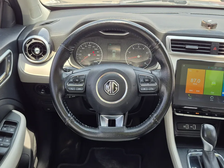ام جي ZS LUX 2023 