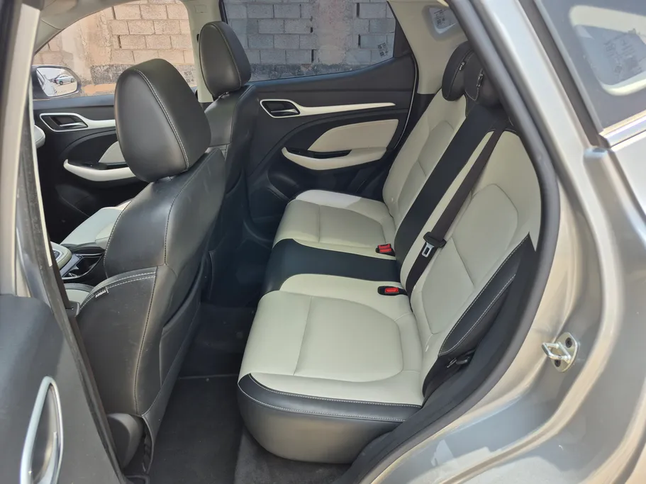 ام جي ZS LUX 2023 