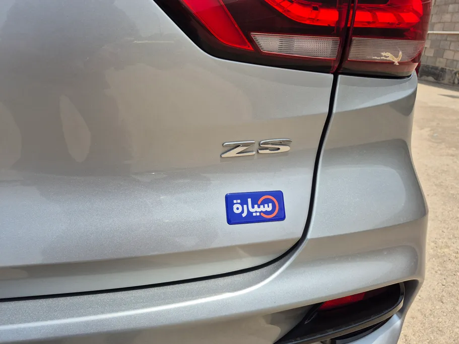 ام جي ZS LUX 2023 