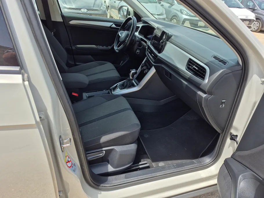 2024 Volkswagen T Roc Life 