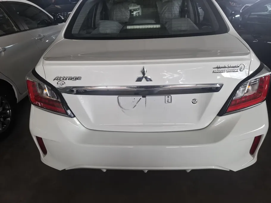 ميتسوبيشي اتراج GLX HL 2024 