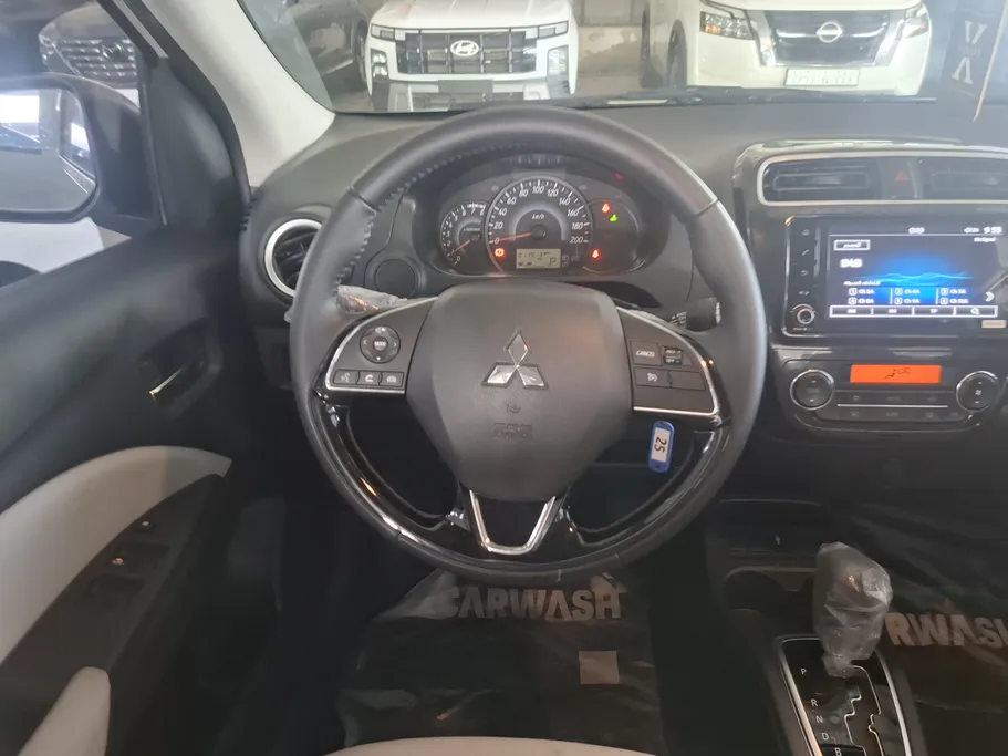 ميتسوبيشي اتراج GLX HL 2024 