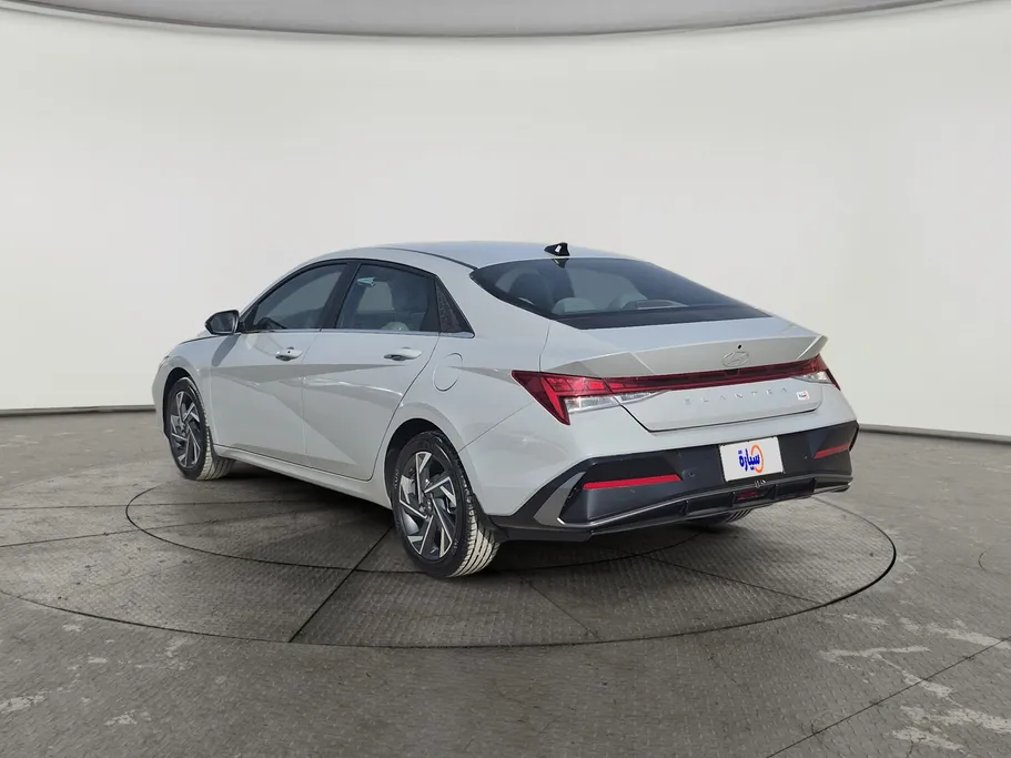 2025 Hyundai Elantra Comfort 
