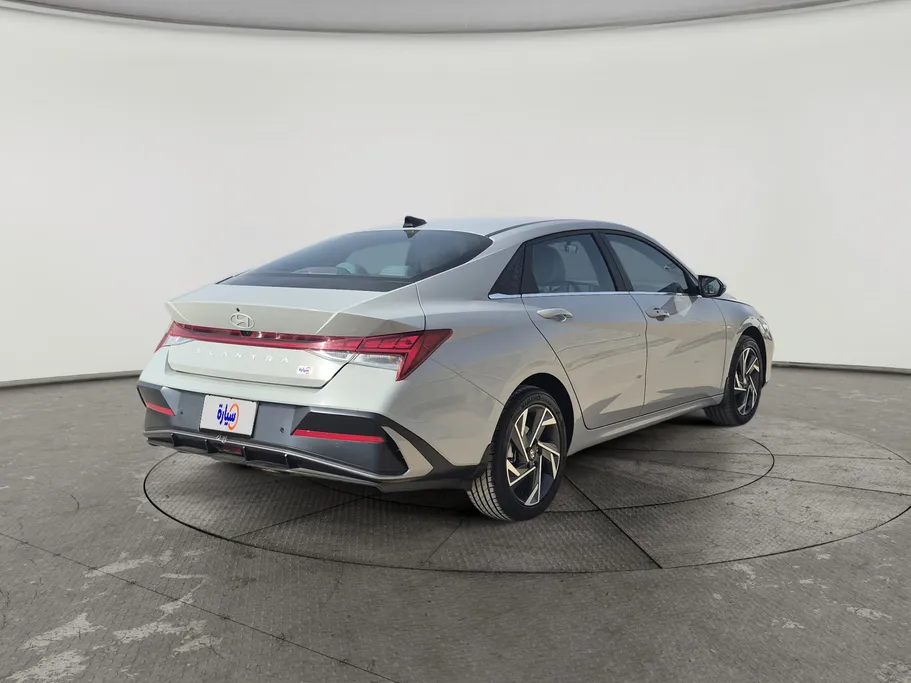 2025 Hyundai Elantra Comfort 