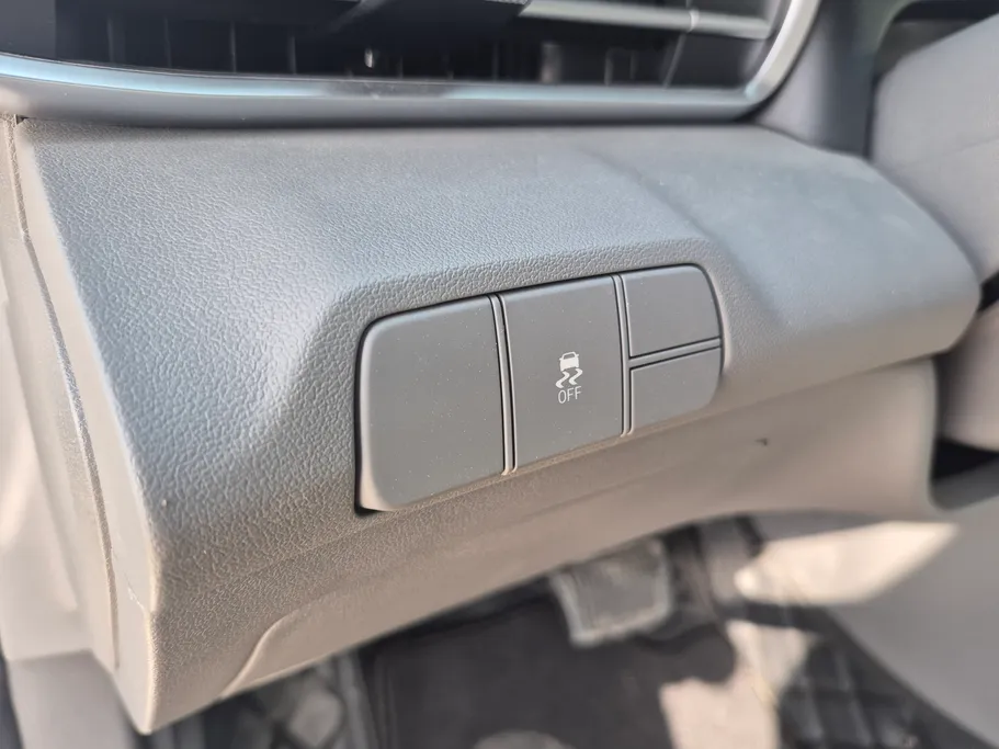 2025 Hyundai Elantra Comfort 