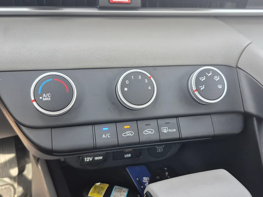 2025 Hyundai Elantra Comfort 