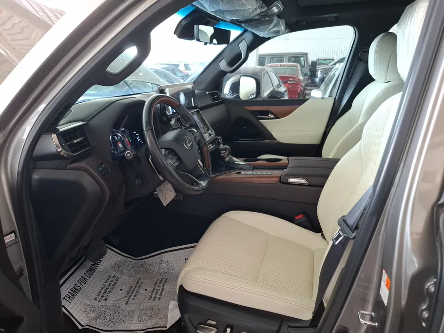لكزس LX 600 2024 