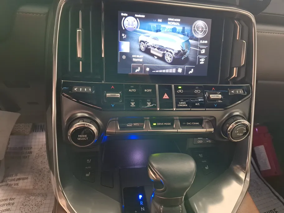 لكزس LX 600 2024 