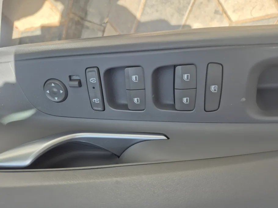 2023 Hyundai Elantra Fleet 