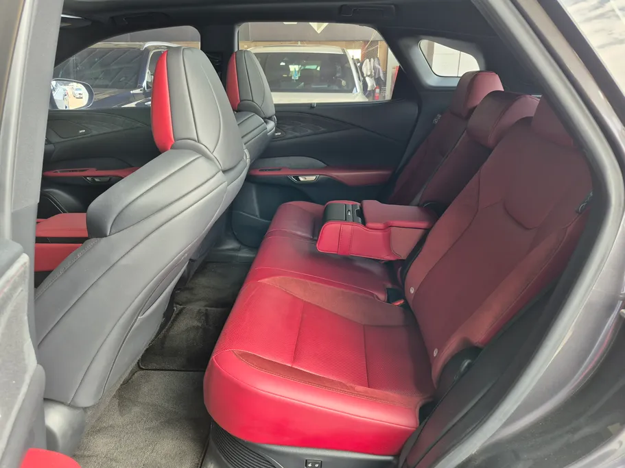 لكزس RX 500h F-Sport 2024 