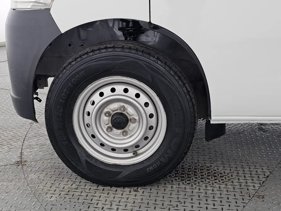 2023 Toyota LiteAce Van 