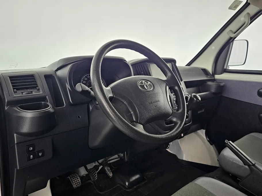 2023 Toyota LiteAce Van 