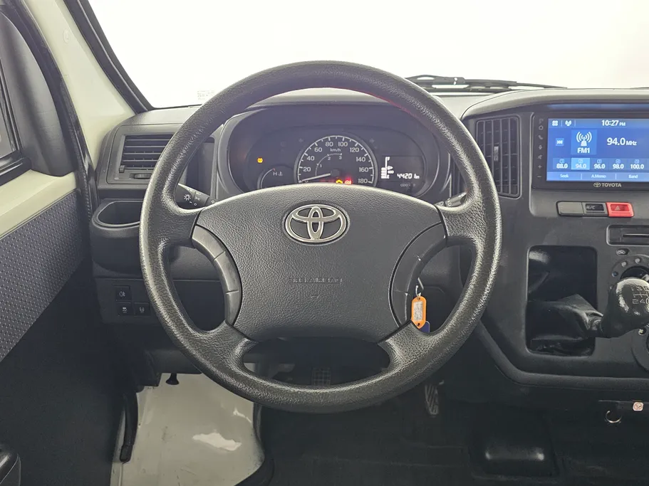 2023 Toyota LiteAce Van 