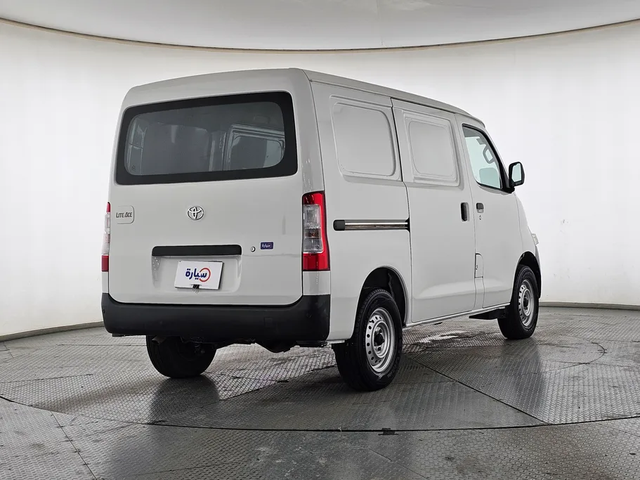 2023 Toyota LiteAce Van 