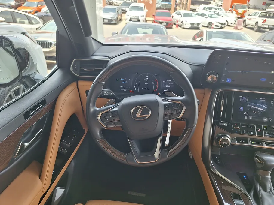 لكزس LX 600 2025 
