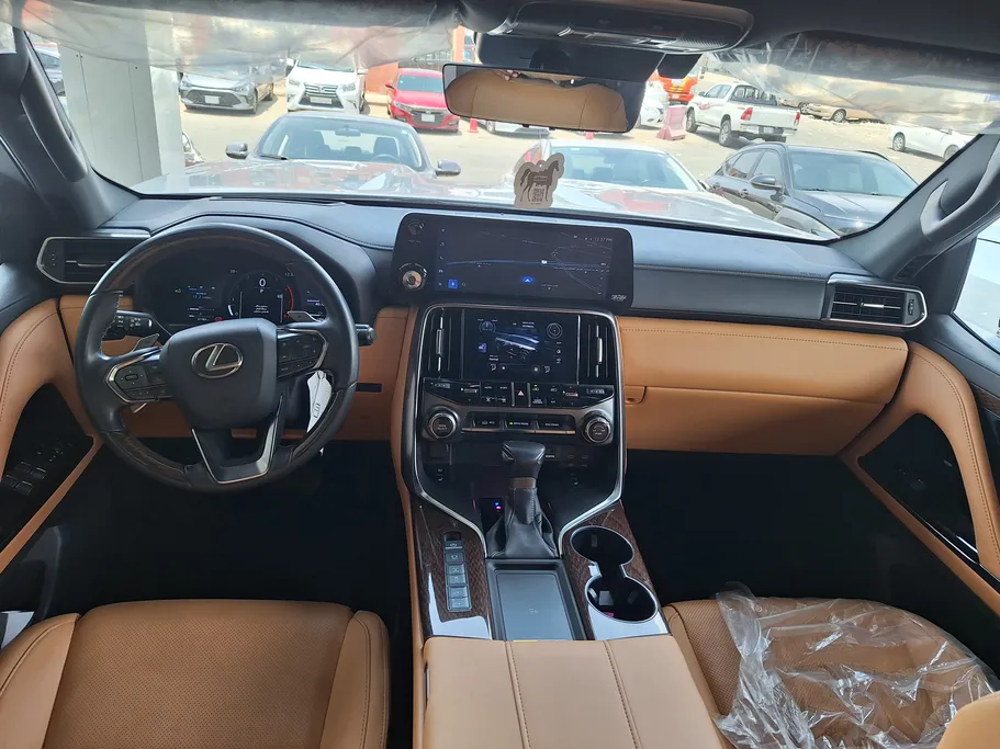 لكزس LX 600 2025 