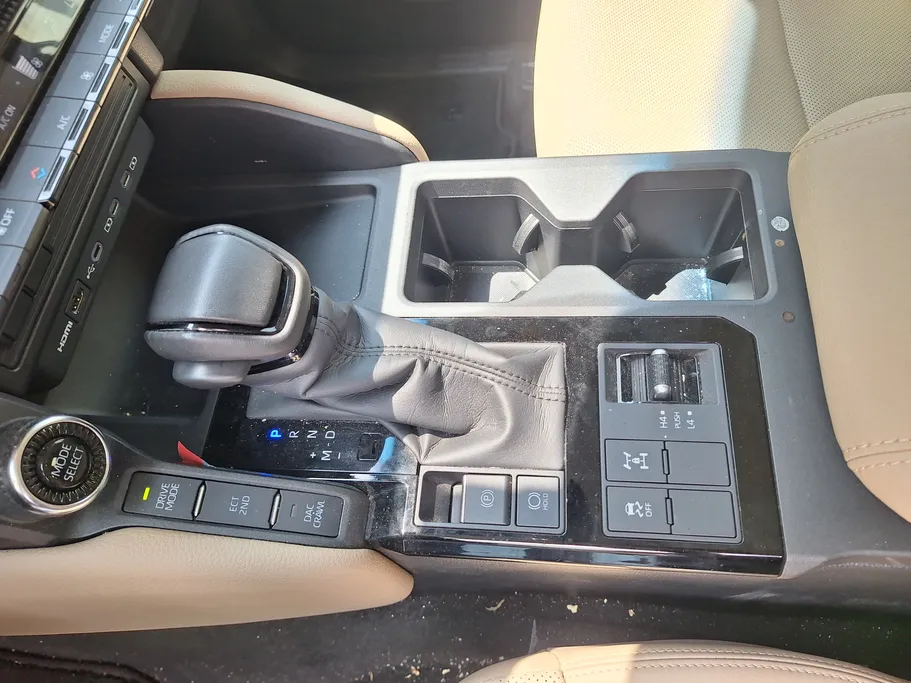 2025 Toyota Prado TXL2 