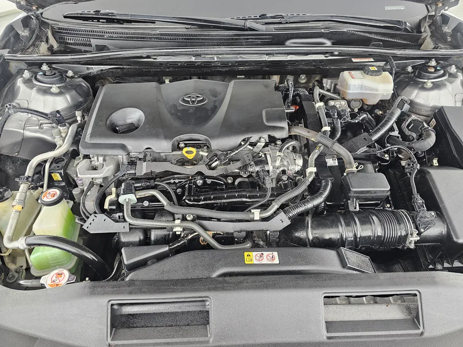 2021 Toyota Camry  LE HEV 