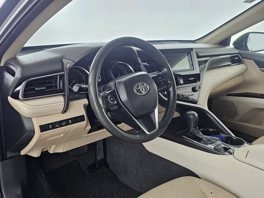 2021 Toyota Camry  LE HEV 