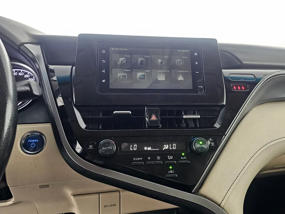 2021 Toyota Camry  LE HEV 
