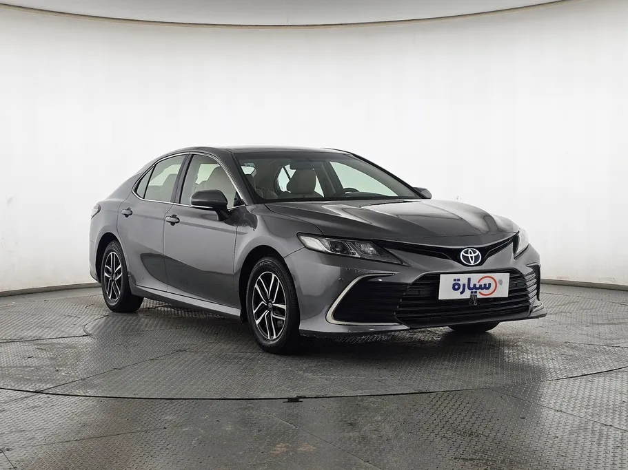 2021 Toyota Camry  LE HEV 