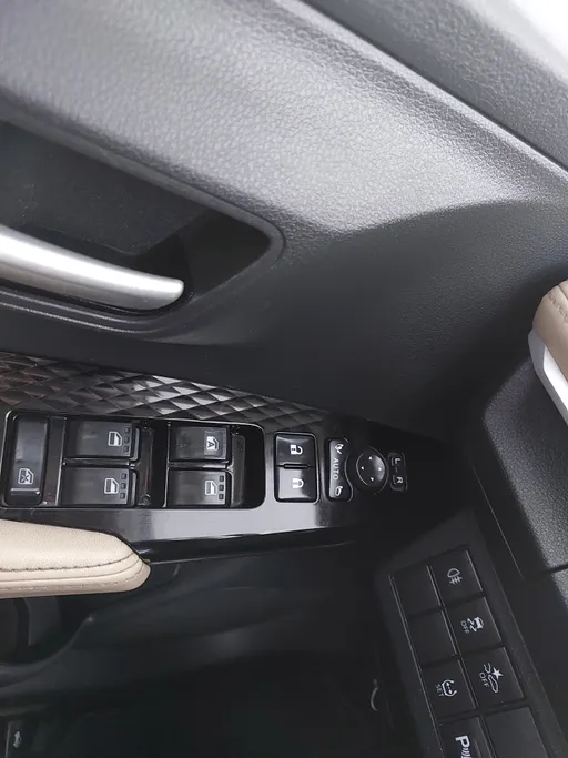 2023 Toyota Yaris  YX 