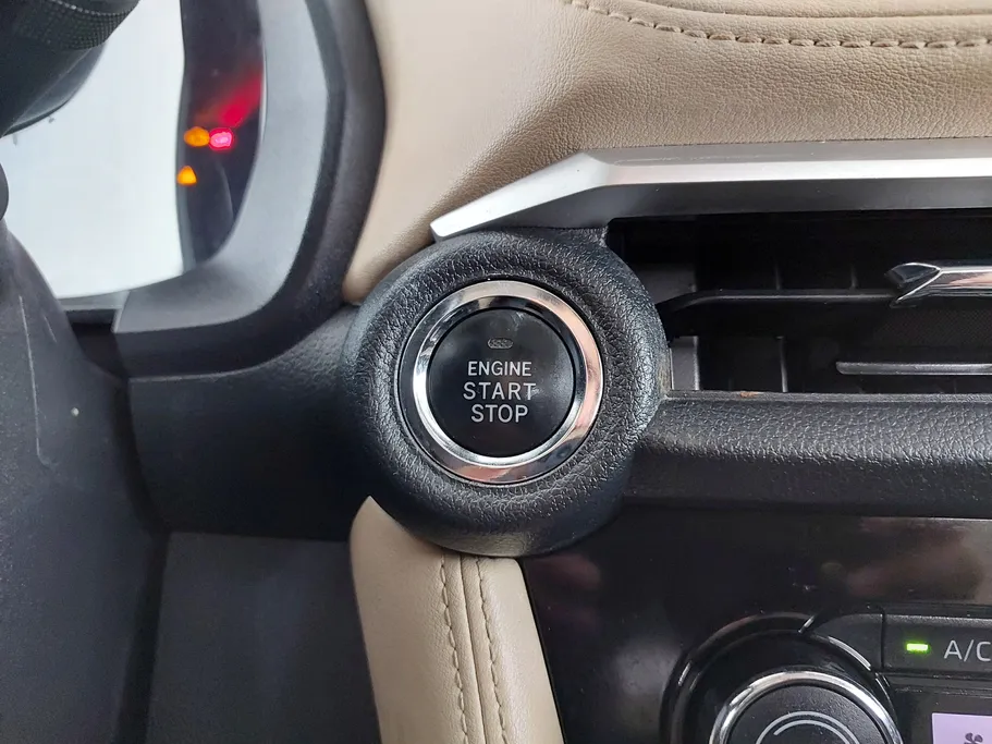 2023 Toyota Yaris  YX 