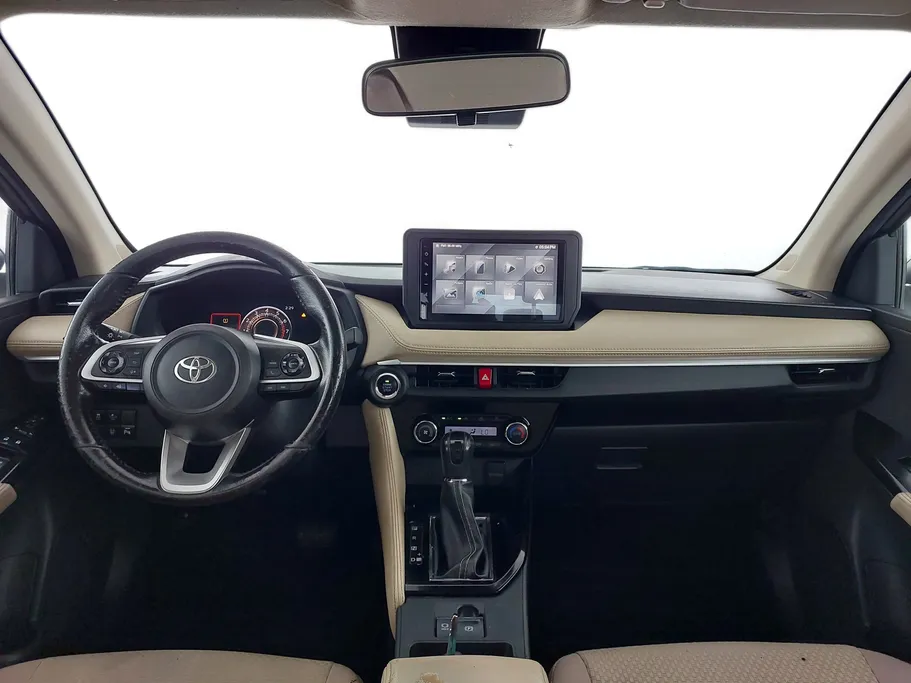 2023 Toyota Yaris  YX 