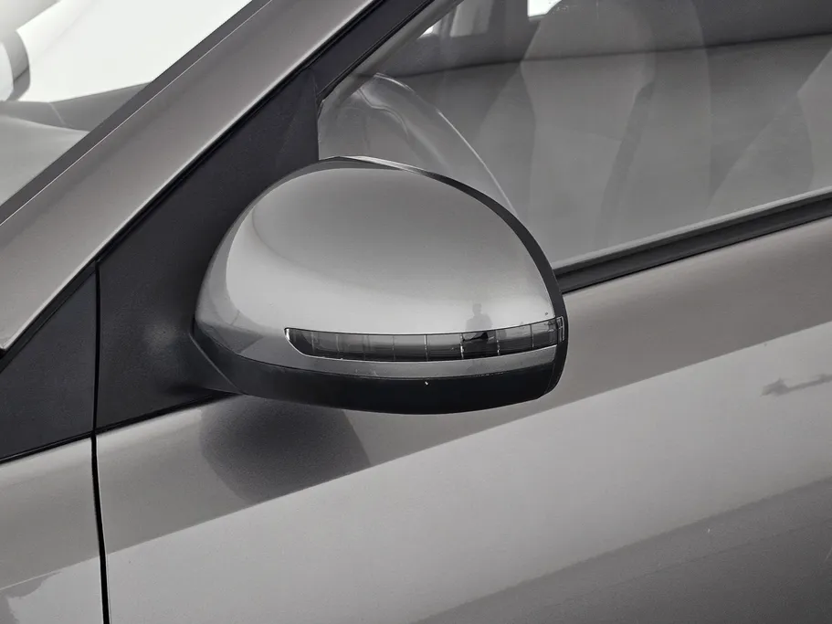 2023 Kia Pegas LX 