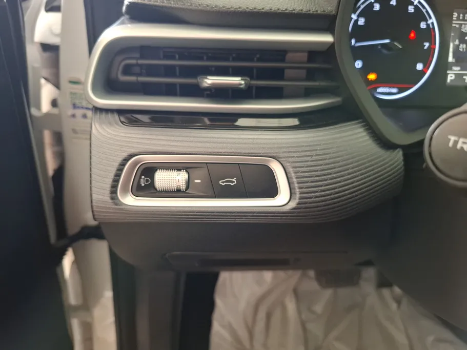 جيلي امجراند GS 2025 