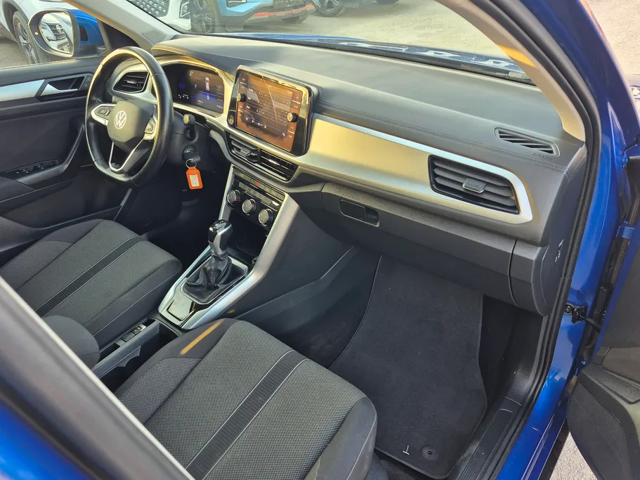 2024 Volkswagen T Roc Life 